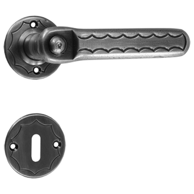 Maniglia con rosetta e bocchetta